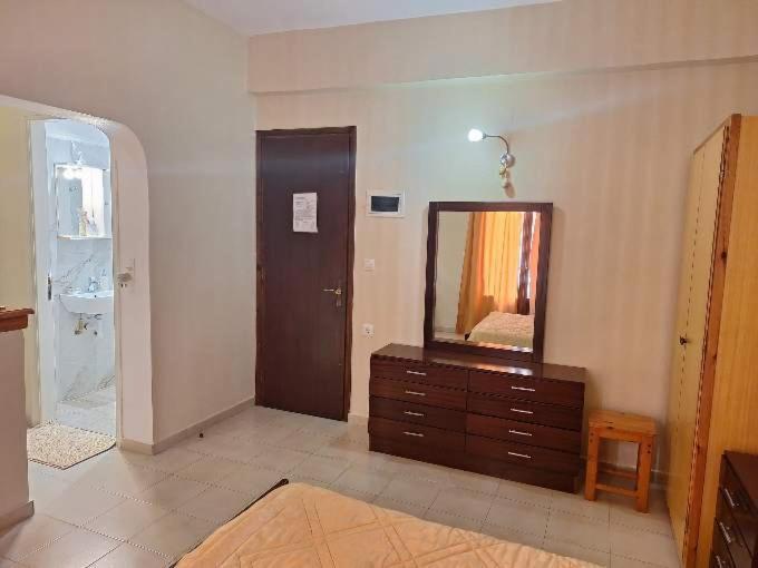 איפסוס Salvanos Residence מראה חיצוני תמונה